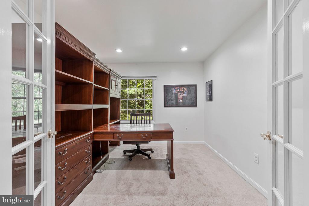 13716 SPRINGHAVEN DRIVE