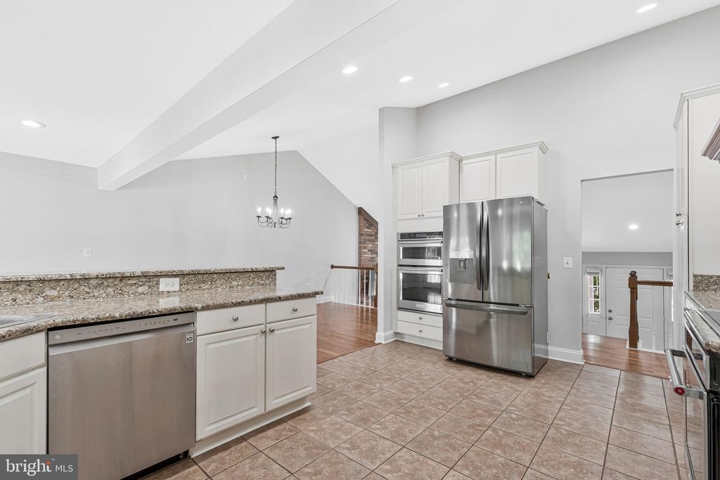 13716 SPRINGHAVEN DRIVE