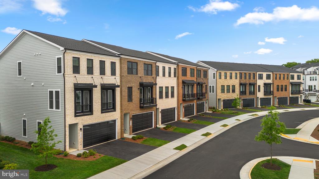 13768 AVIATION PLACE Unit: HOMESITE 6