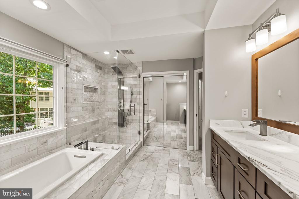 11405 NORTHWIND COURT