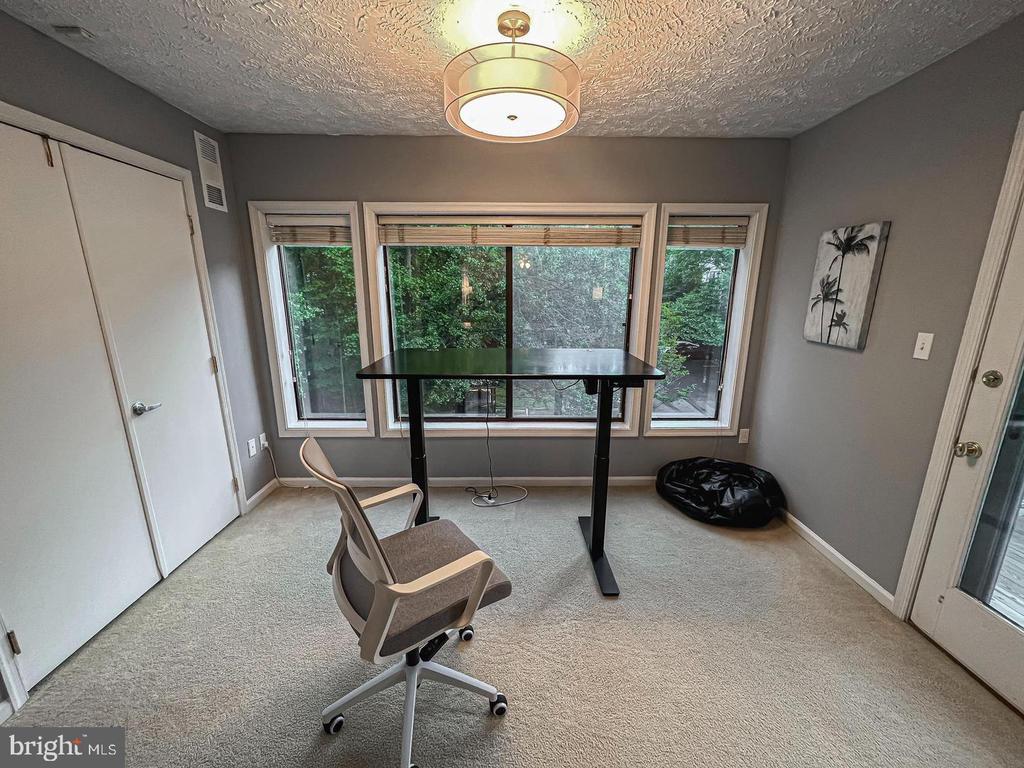 2239 HUNTERS RUN DRIVE Unit: 2239