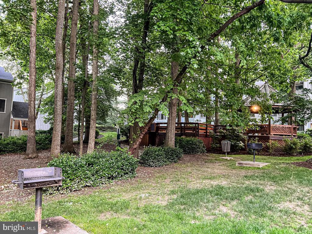 2239 HUNTERS RUN DRIVE Unit: 2239