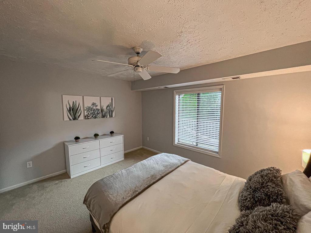 2239 HUNTERS RUN DRIVE Unit: 2239