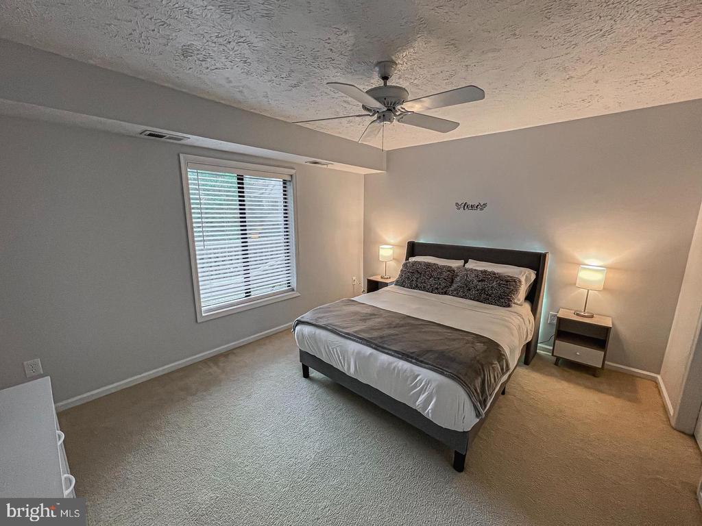 2239 HUNTERS RUN DRIVE Unit: 2239