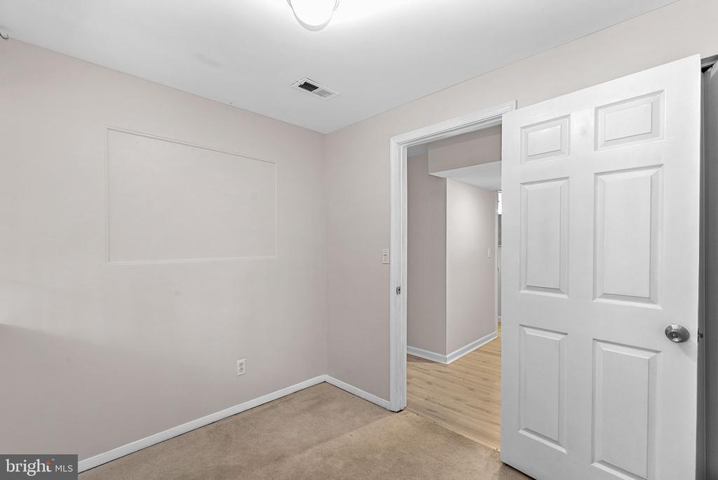 8693 BENT ARROW COURT