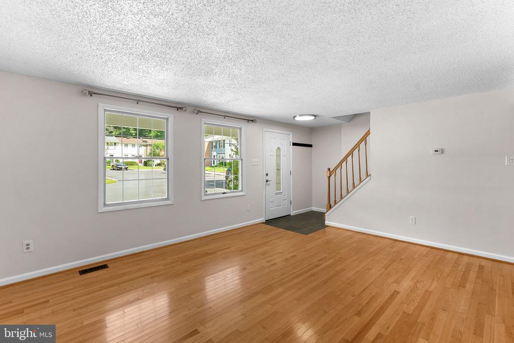 8693 BENT ARROW COURT
