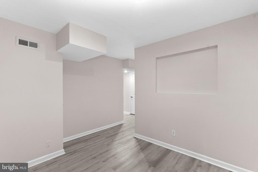 8693 BENT ARROW COURT