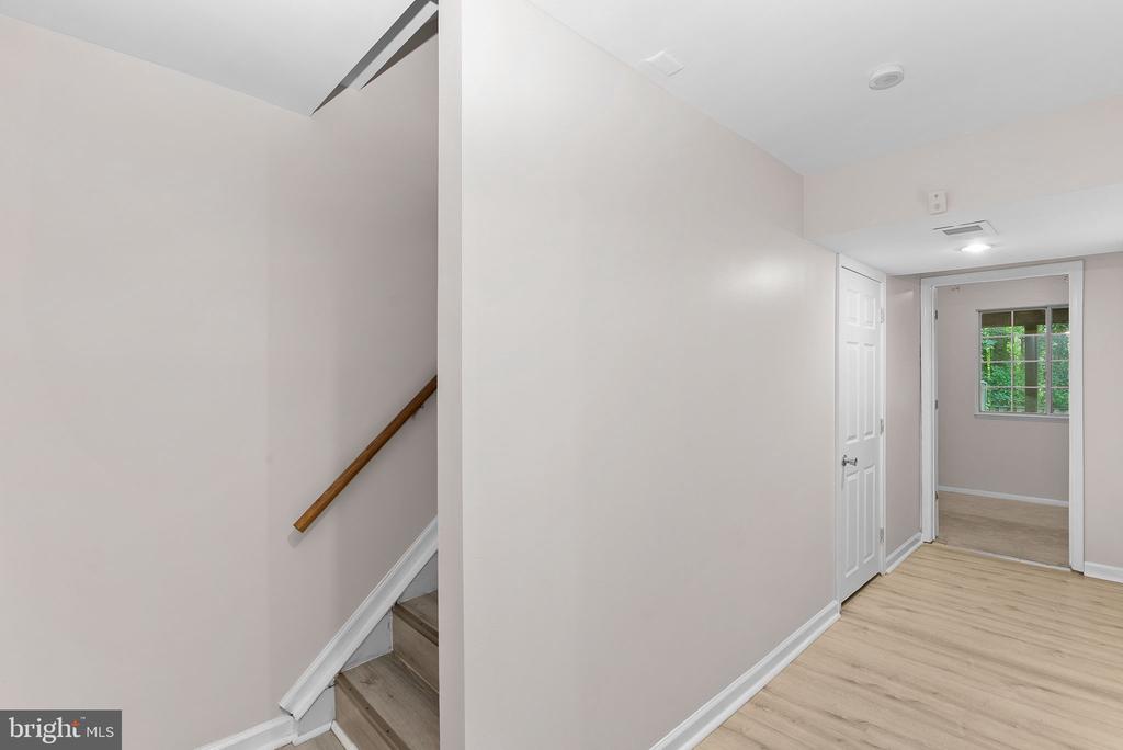 8693 BENT ARROW COURT