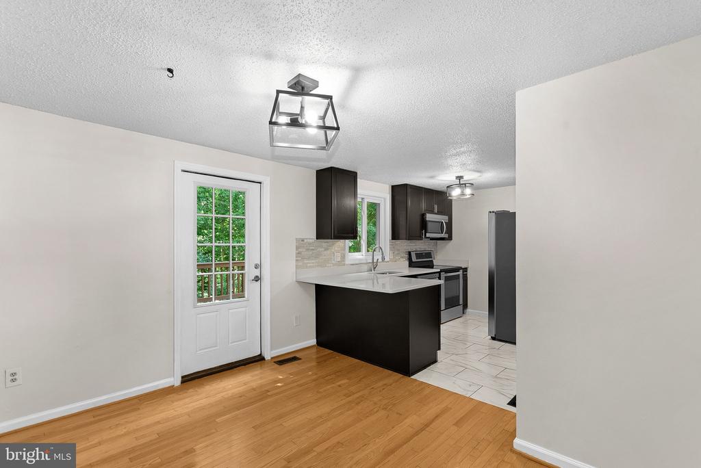 8693 BENT ARROW COURT