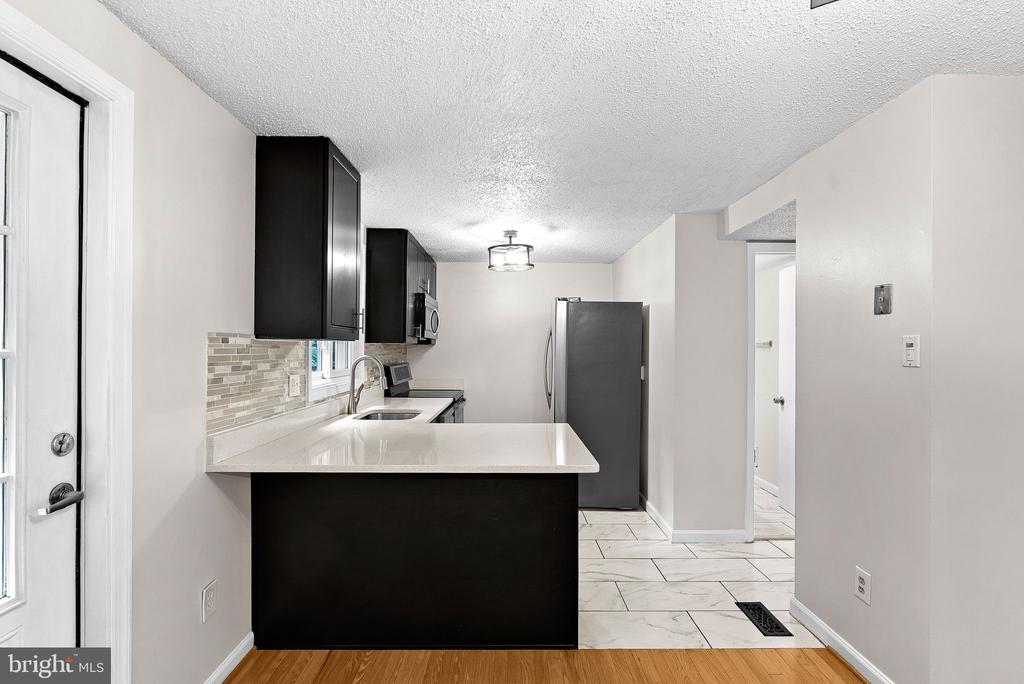 8693 BENT ARROW COURT