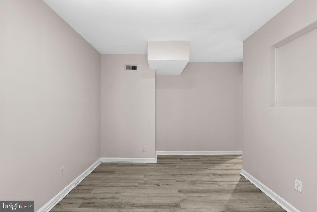 8693 BENT ARROW COURT