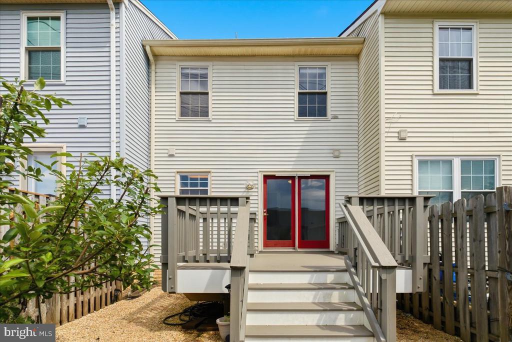 14519 RAVENSCAR COURT