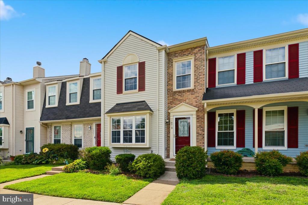 14519 RAVENSCAR COURT