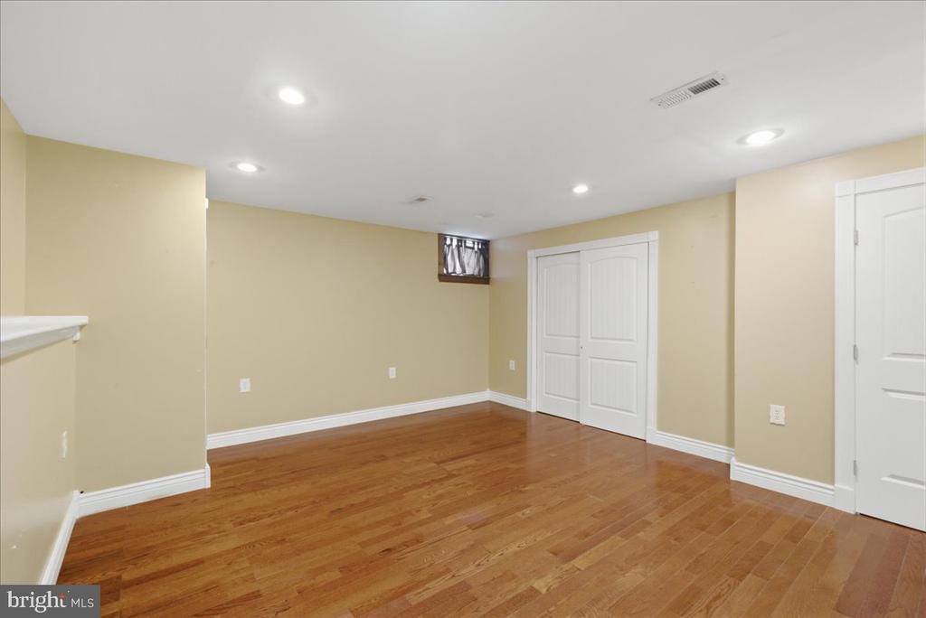 14519 RAVENSCAR COURT
