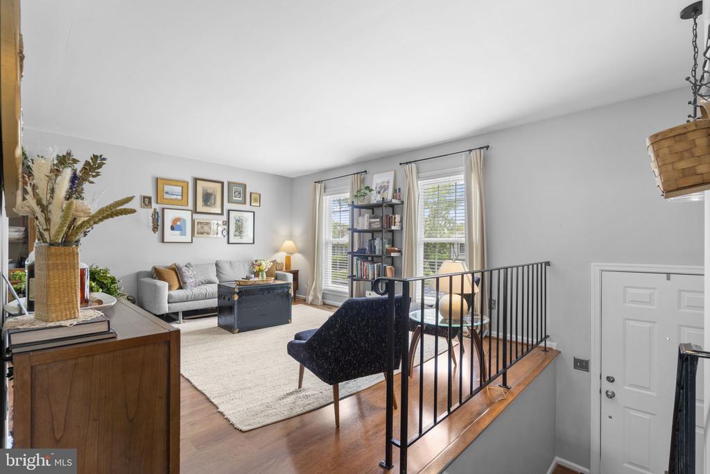1236 SUMMERFIELD DRIVE