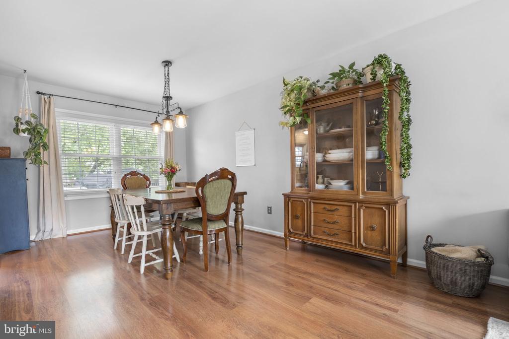 1236 SUMMERFIELD DRIVE
