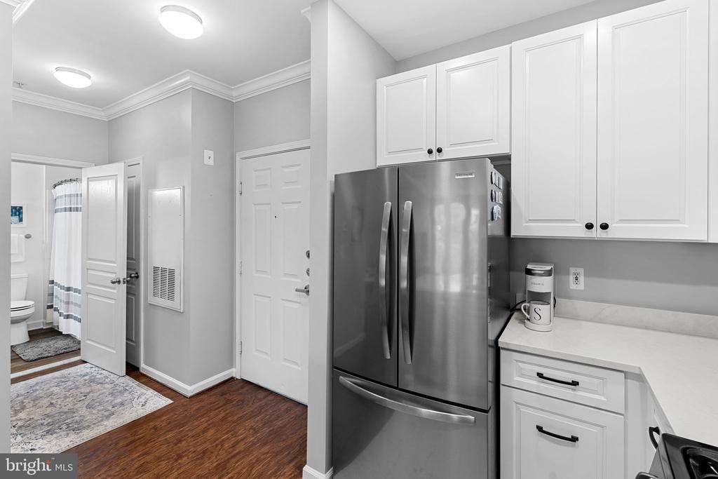 12000 MARKET STREET Unit: 172