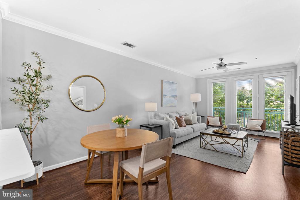 12000 MARKET STREET Unit: 172