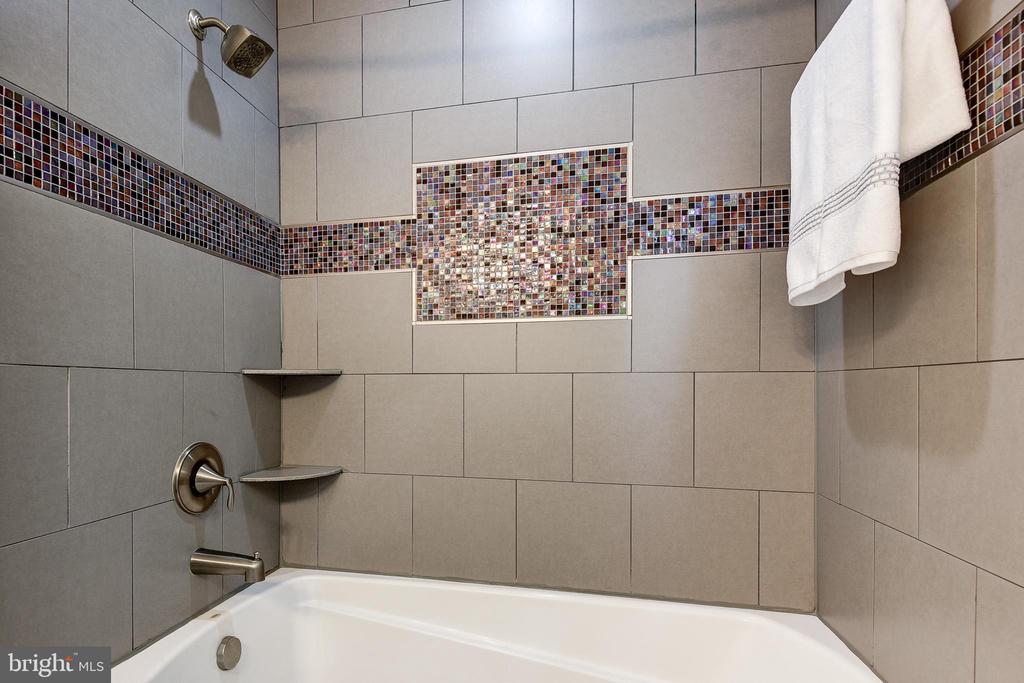 2669 OAKTON GLEN DRIVE