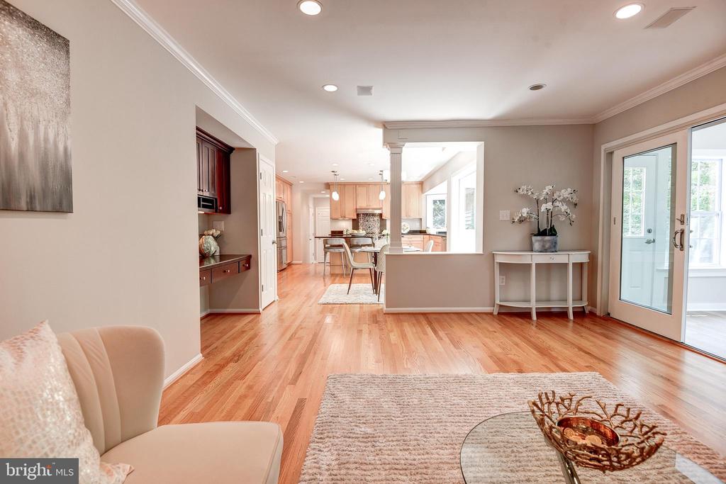 2669 OAKTON GLEN DRIVE