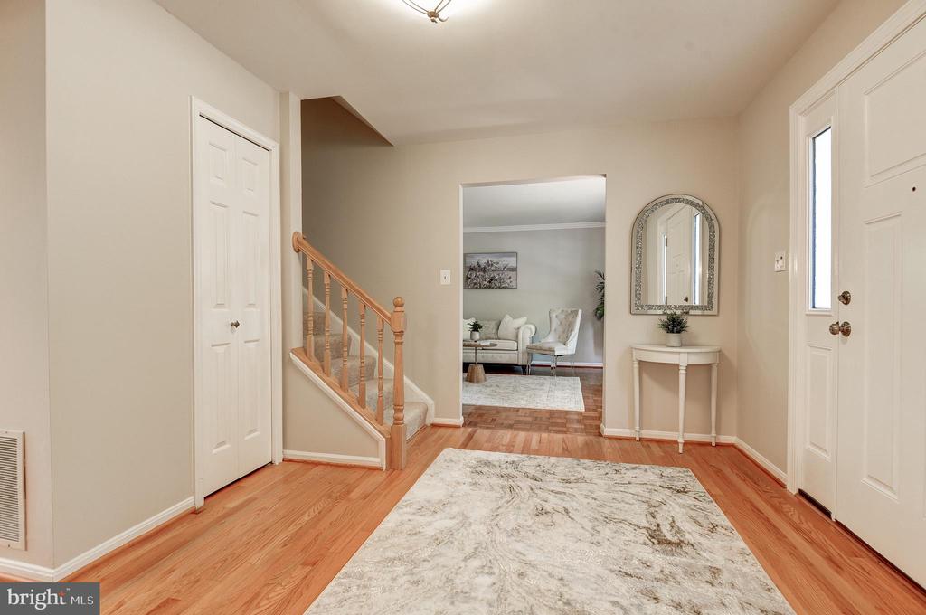 2669 OAKTON GLEN DRIVE