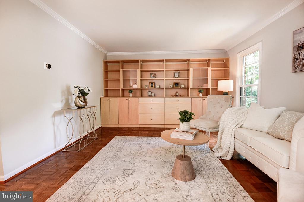 2669 OAKTON GLEN DRIVE