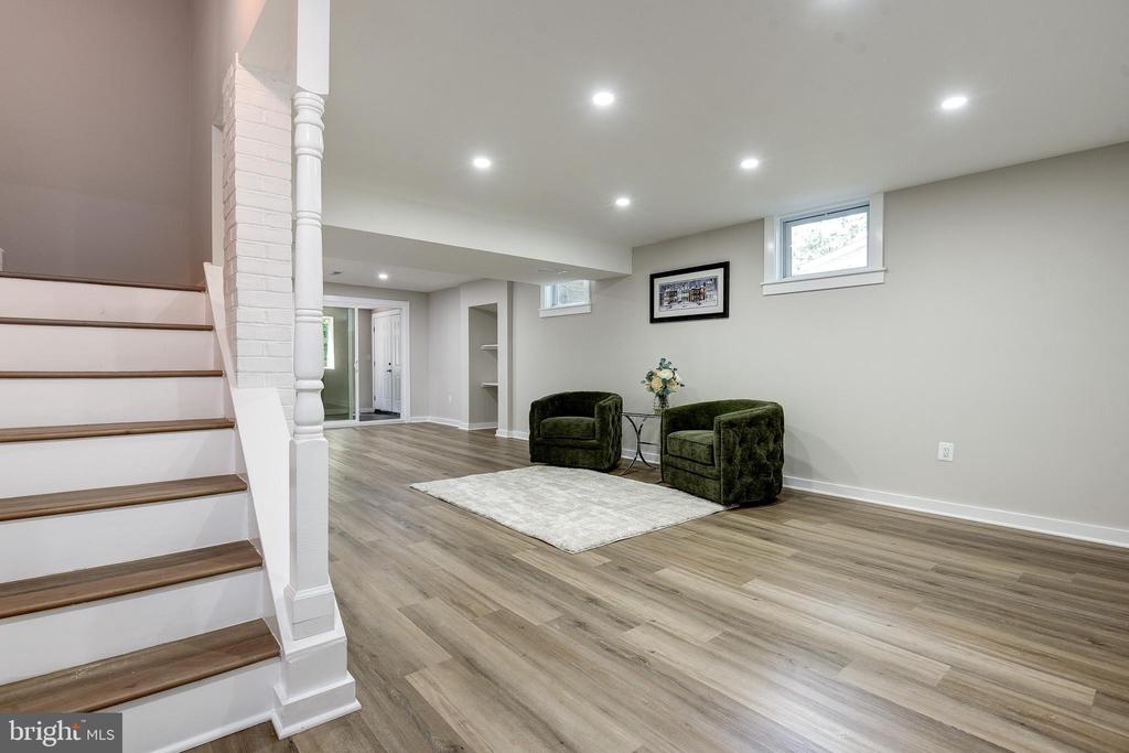 2669 OAKTON GLEN DRIVE