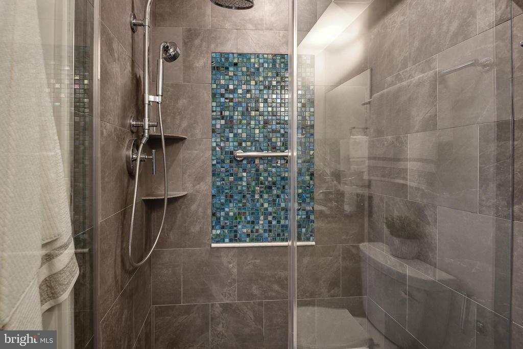2669 OAKTON GLEN DRIVE