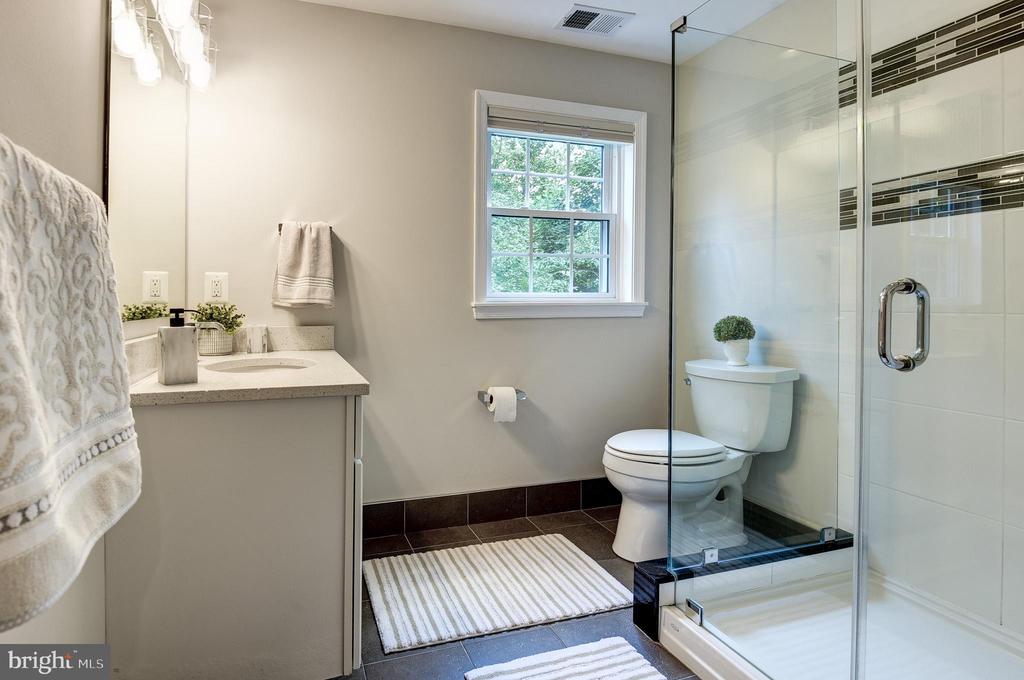 2669 OAKTON GLEN DRIVE