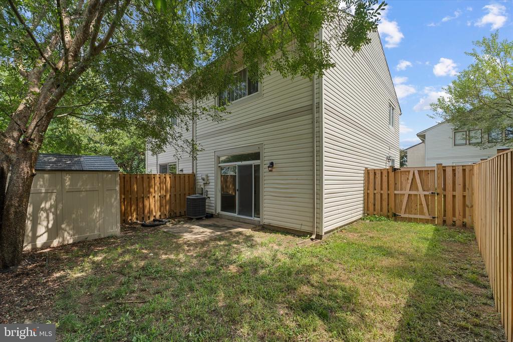 328 RENEAU WAY