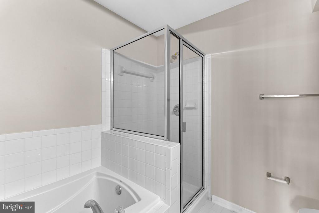 13384 SPOFFORD ROAD Unit: 102