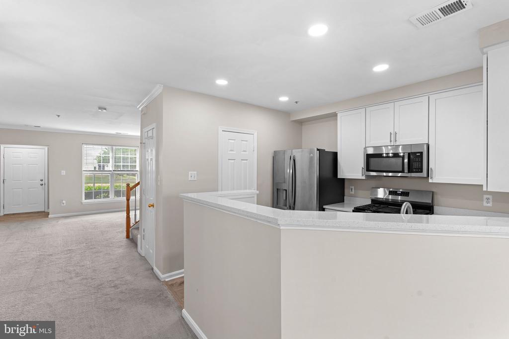 13384 SPOFFORD ROAD Unit: 102