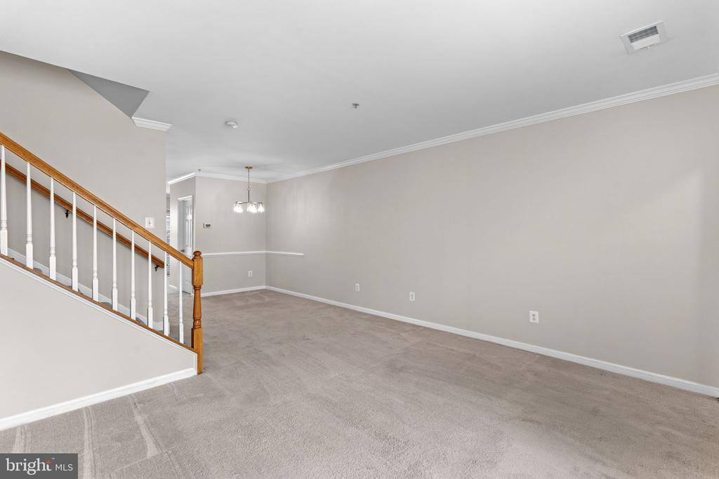 13384 SPOFFORD ROAD Unit: 102