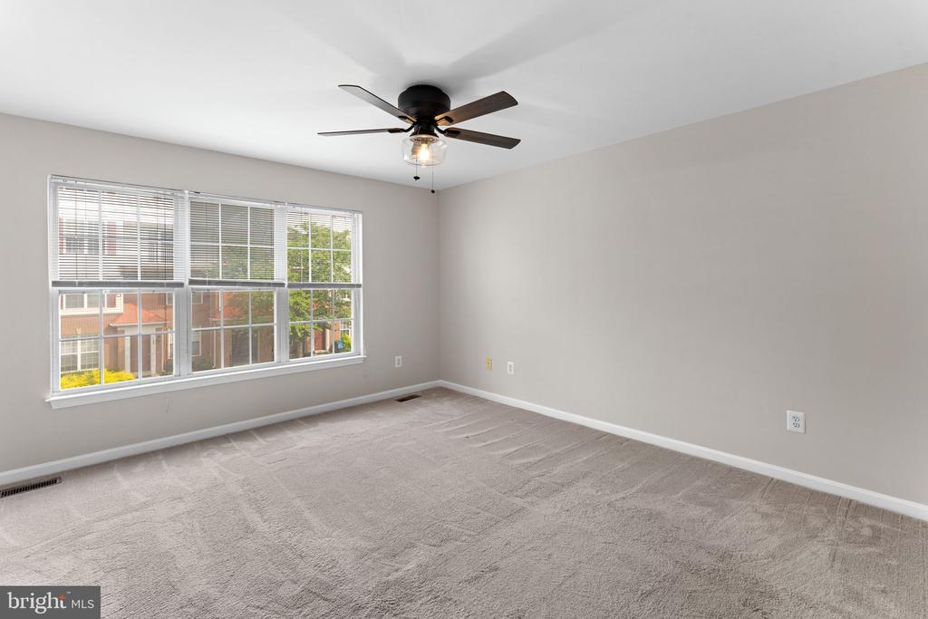 13384 SPOFFORD ROAD Unit: 102
