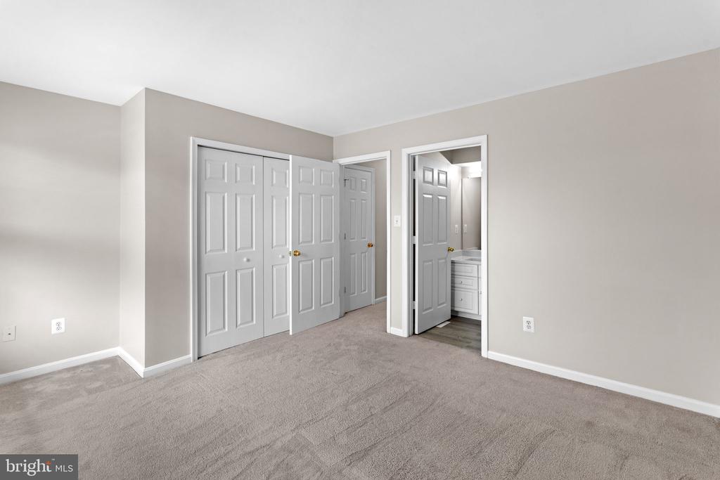 13384 SPOFFORD ROAD Unit: 102