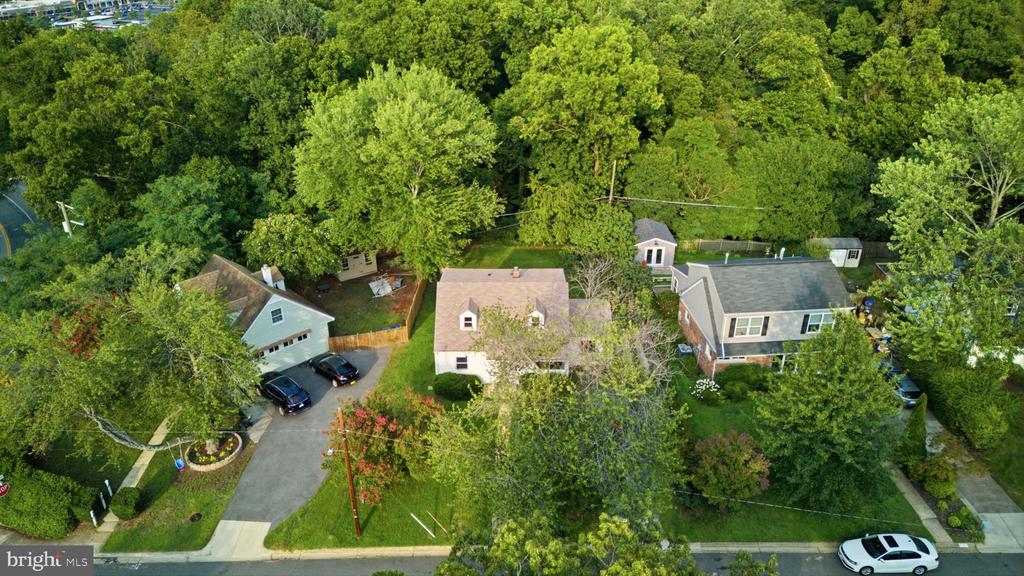 6711 SWARTHMORE DRIVE