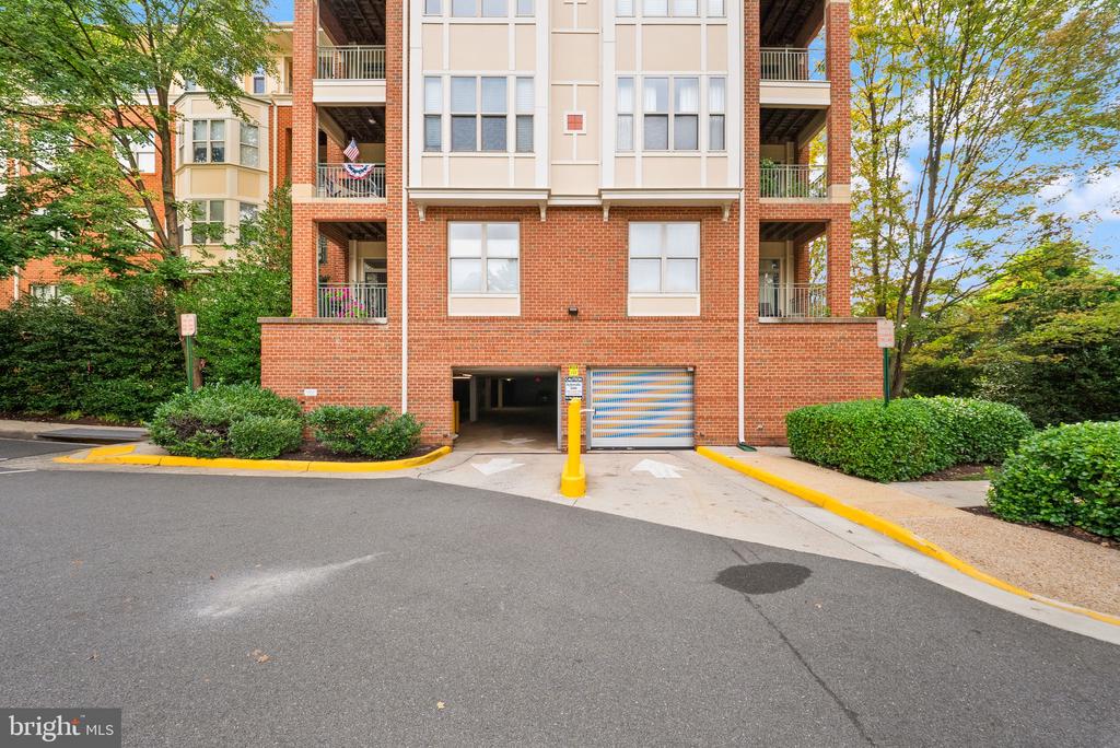1855 STRATFORD PARK PLACE Unit: 107