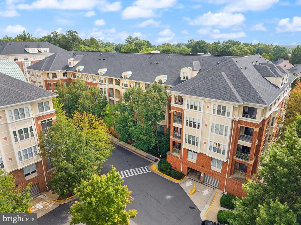 1855 STRATFORD PARK PLACE Unit: 107