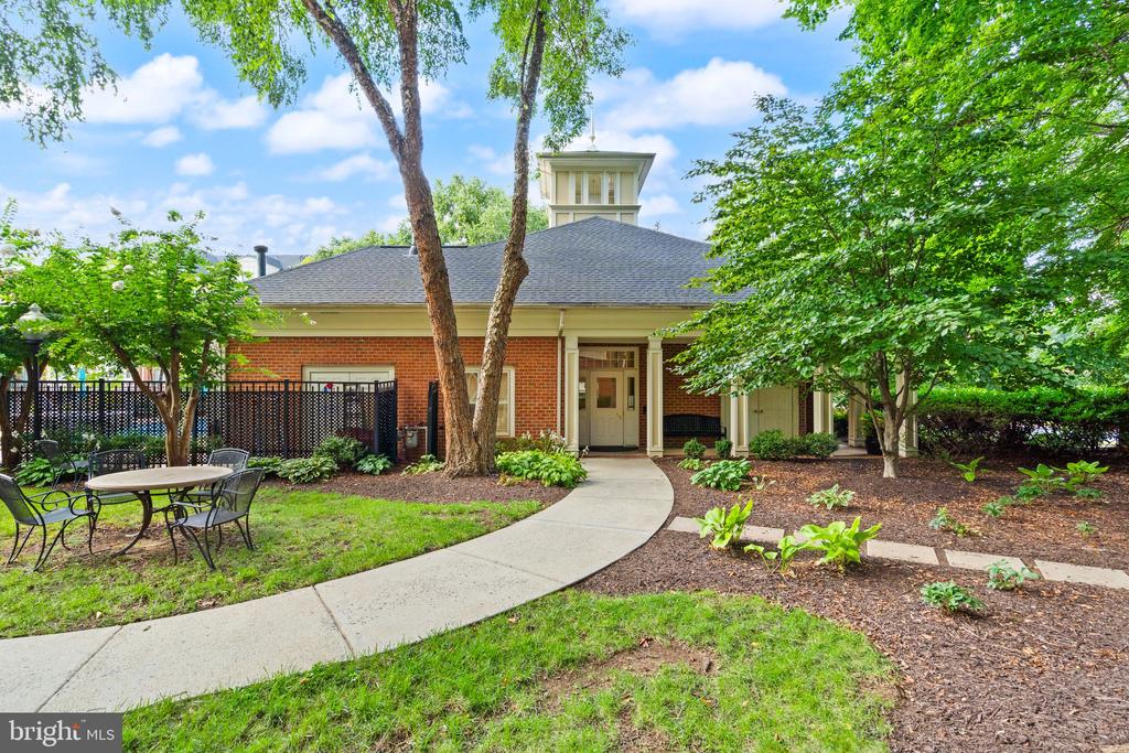 1855 STRATFORD PARK PLACE Unit: 107