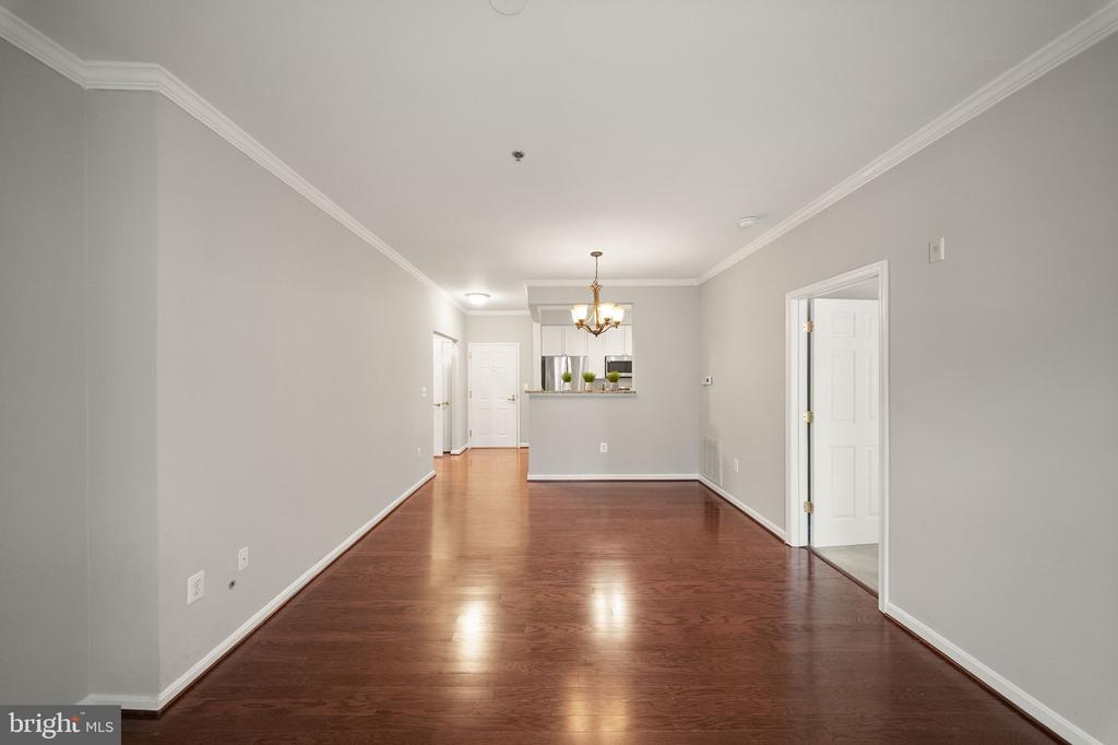 1855 STRATFORD PARK PLACE Unit: 107