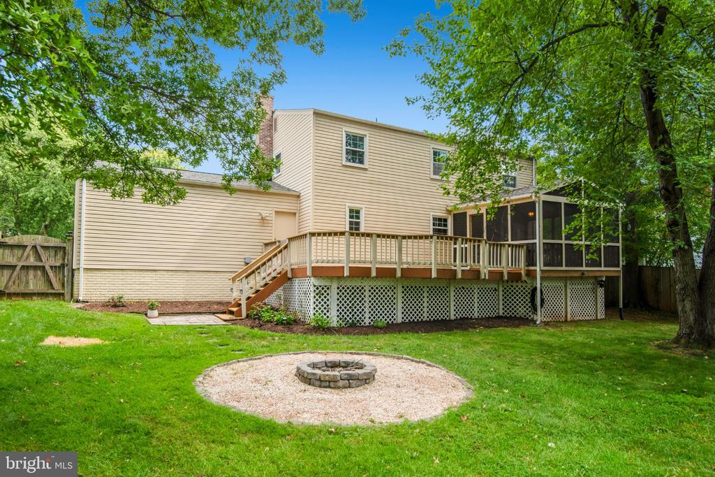 13384 BROOKFIELD COURT