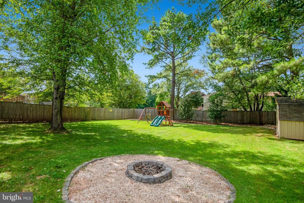 13384 BROOKFIELD COURT