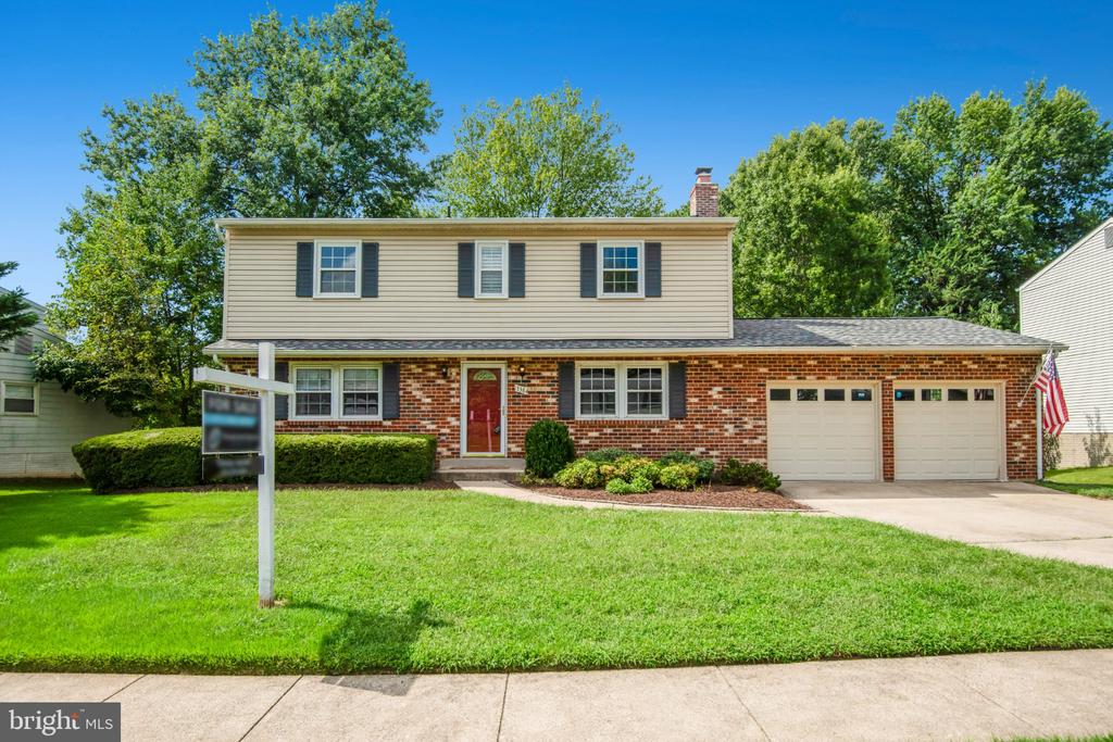13384 BROOKFIELD COURT