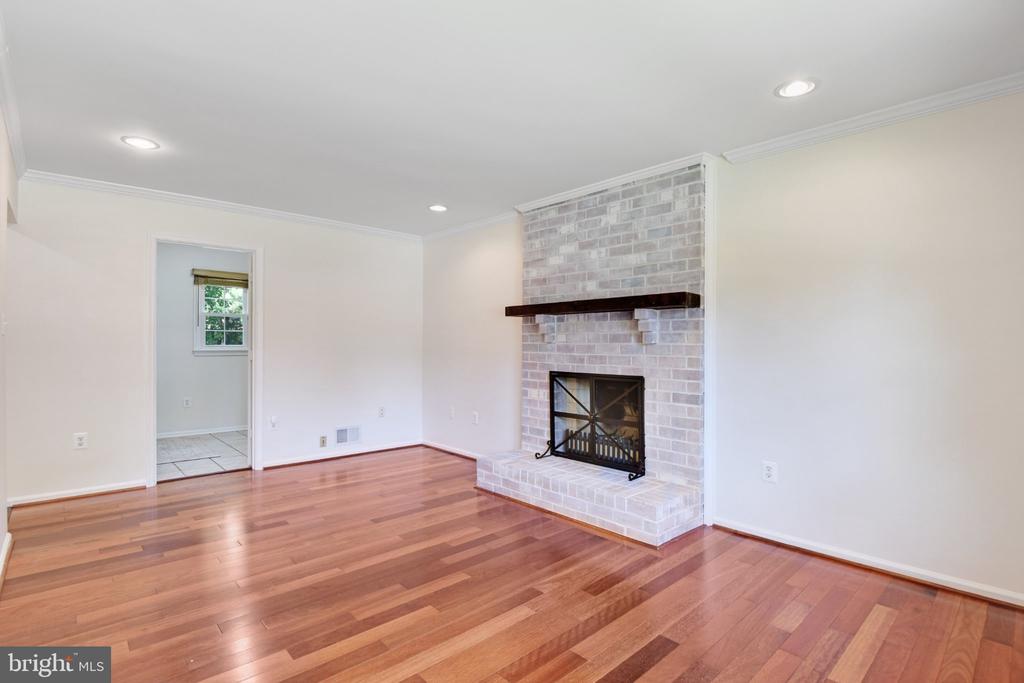 13384 BROOKFIELD COURT