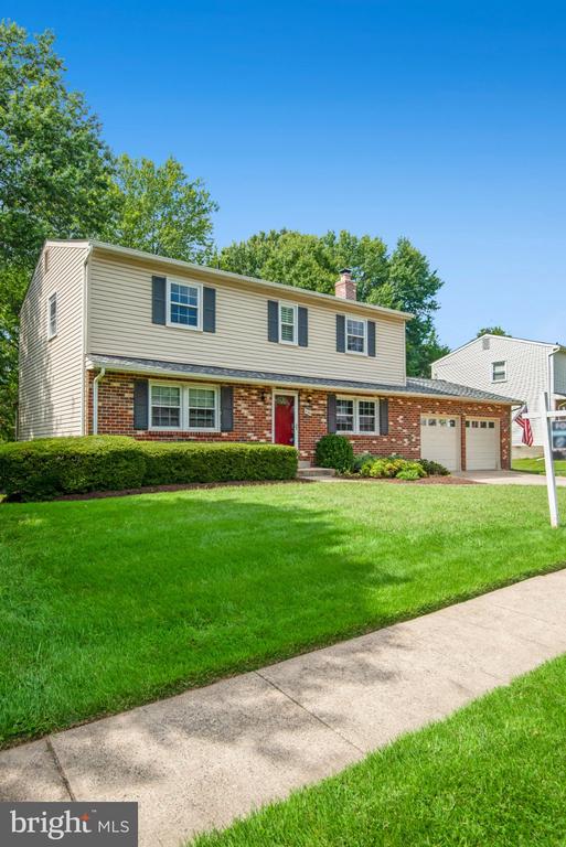 13384 BROOKFIELD COURT