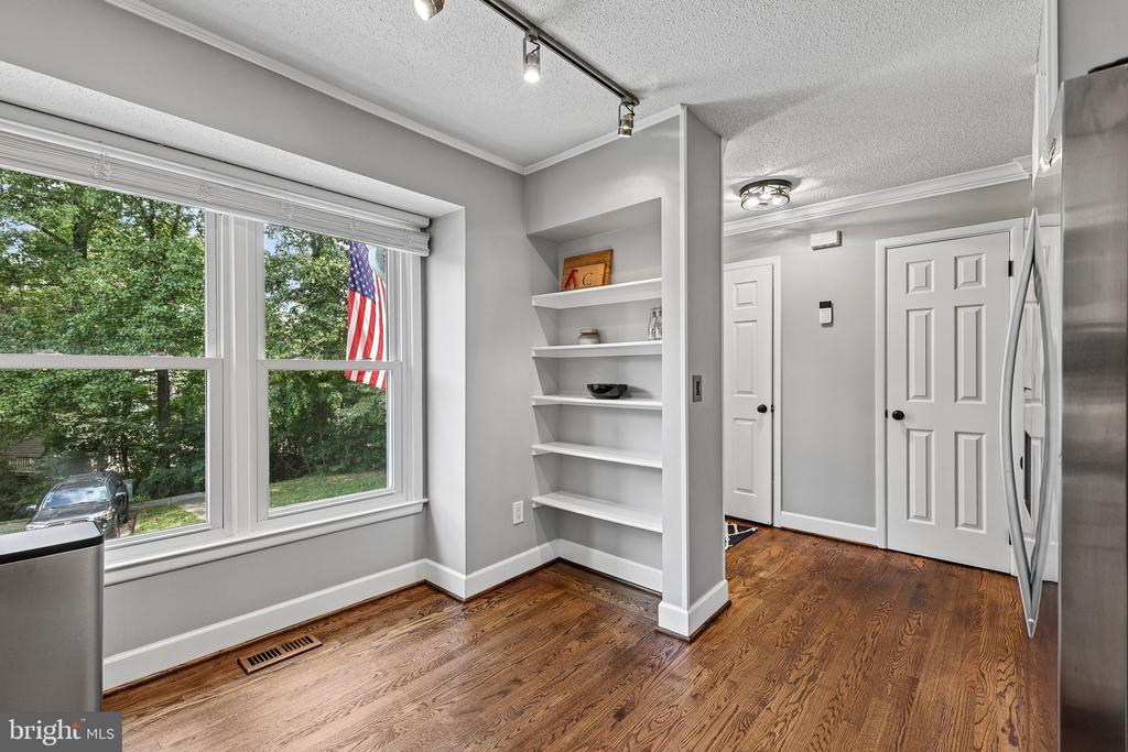 1432 NEWPORT SPRING COURT
