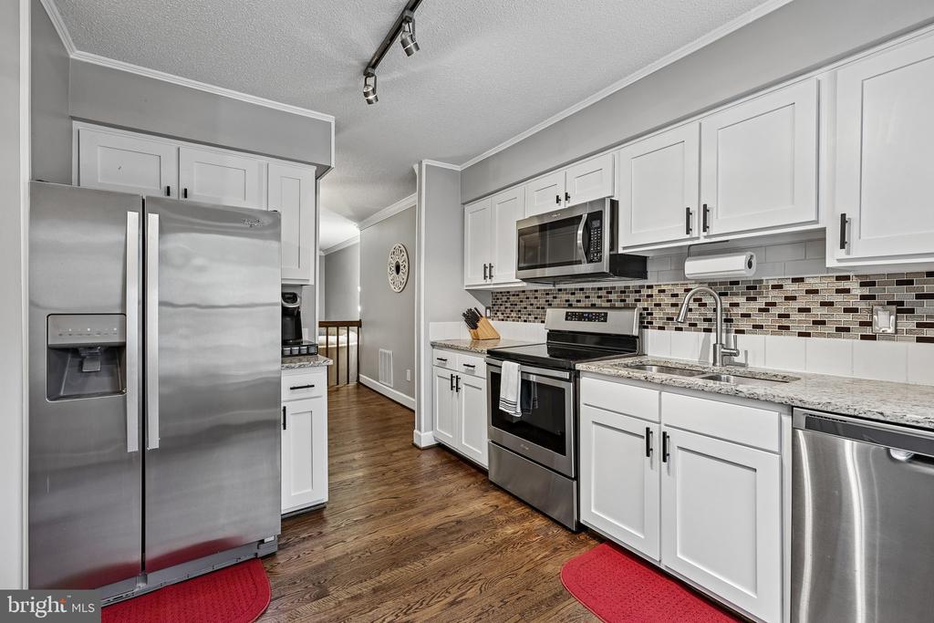 1432 NEWPORT SPRING COURT