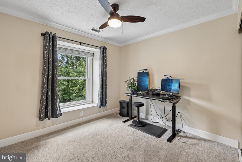 1432 NEWPORT SPRING COURT