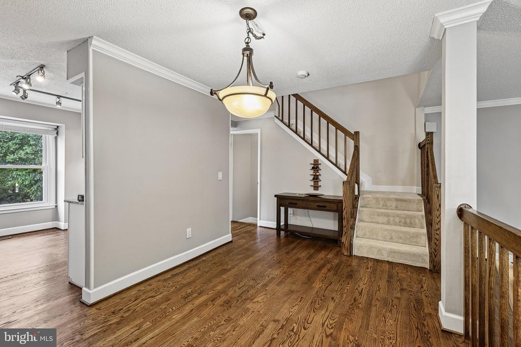 1432 NEWPORT SPRING COURT