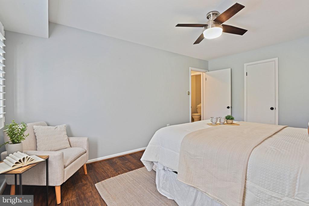 208 PARK TERRACE COURT SE Unit: 49